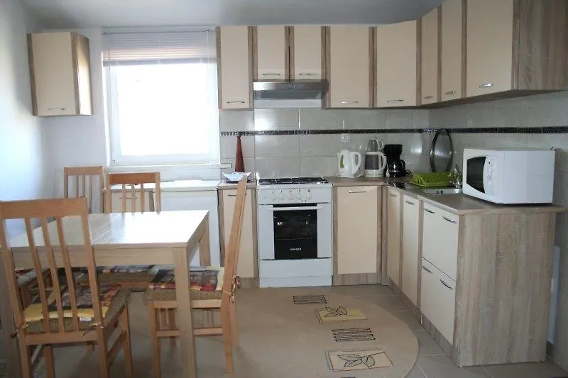 Ferienwohnung App Dzafic Vrh  Vrh (Krk)