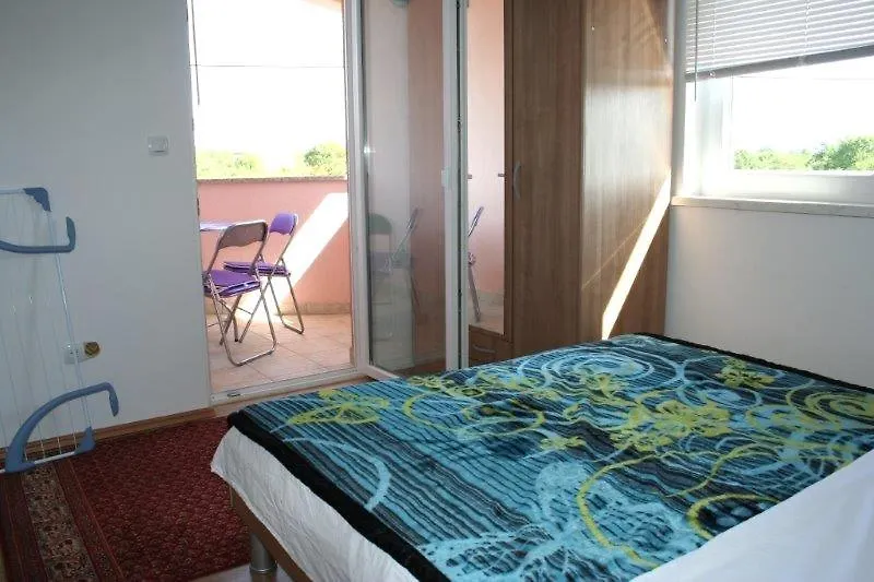 Ferienwohnung App Dzafic Vrh  Apartment Vrh (Krk)